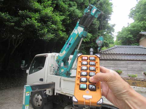 クレーン車